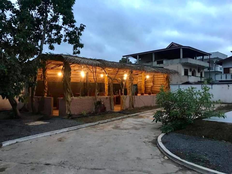 Aradhana Airport Transit Hotel Katunayaka Εξωτερικό φωτογραφία