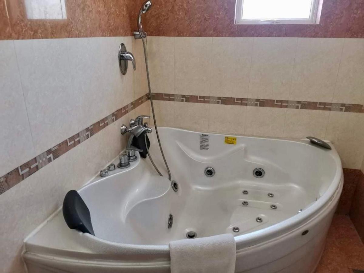 Aradhana Airport Transit Hotel Katunayaka Εξωτερικό φωτογραφία