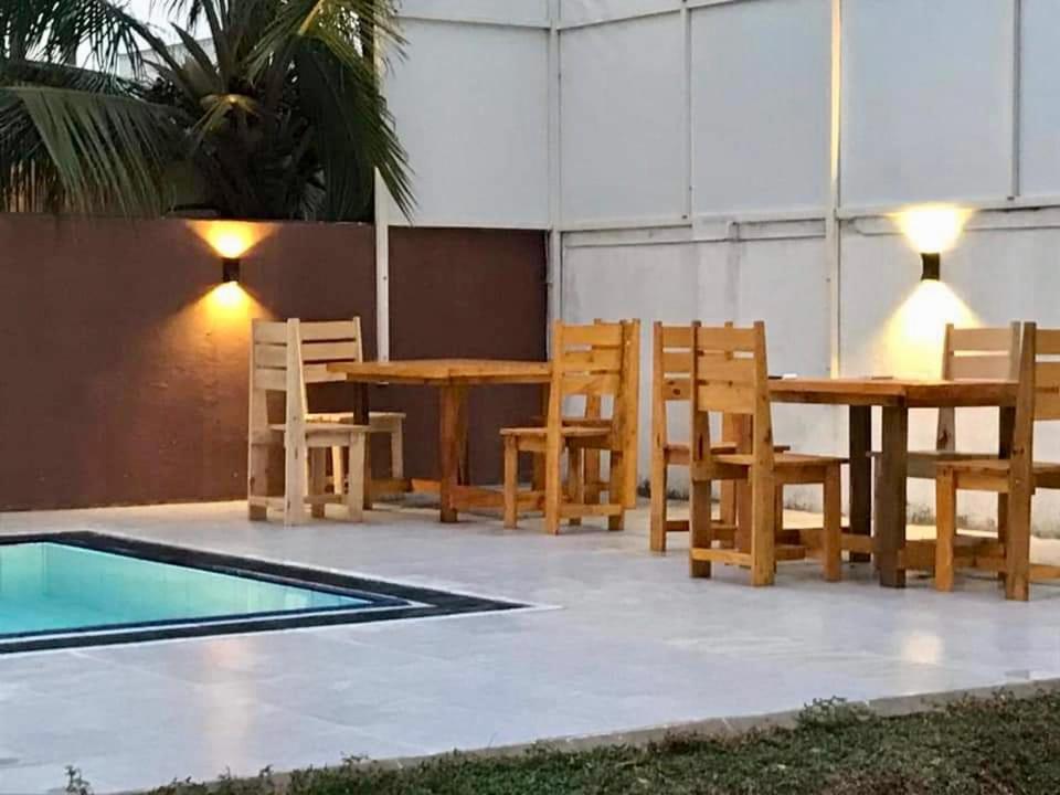 Aradhana Airport Transit Hotel Katunayaka Εξωτερικό φωτογραφία