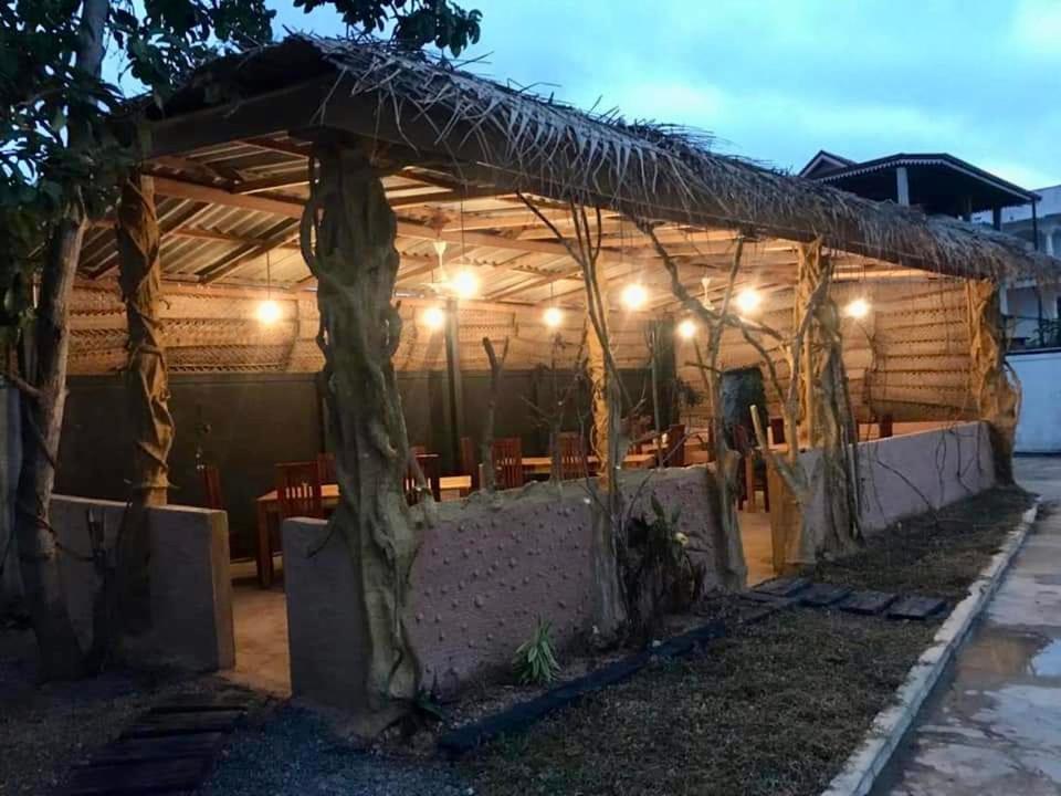Aradhana Airport Transit Hotel Katunayaka Εξωτερικό φωτογραφία