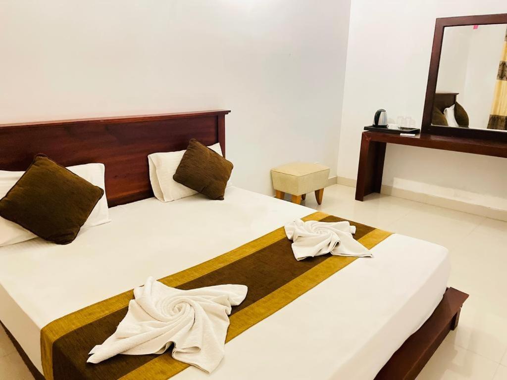 Aradhana Airport Transit Hotel Katunayaka Εξωτερικό φωτογραφία