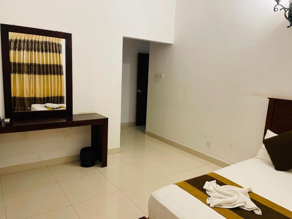 Aradhana Airport Transit Hotel Katunayaka Εξωτερικό φωτογραφία